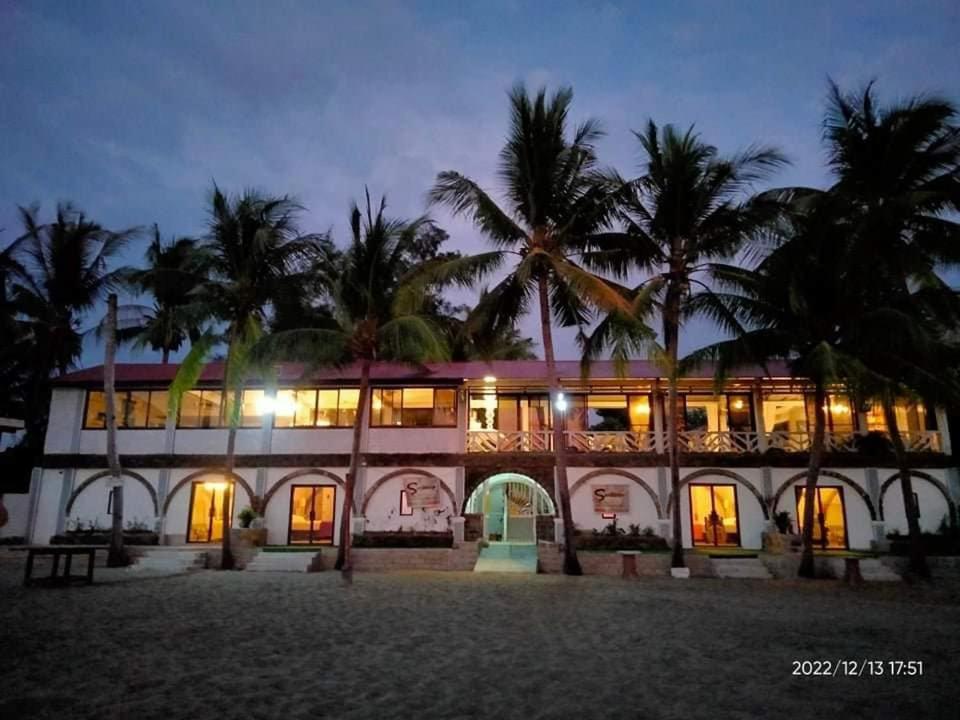Sunbloom Beachfront Hotel And Restaurant Zambales Sinabacan Zewnętrze zdjęcie