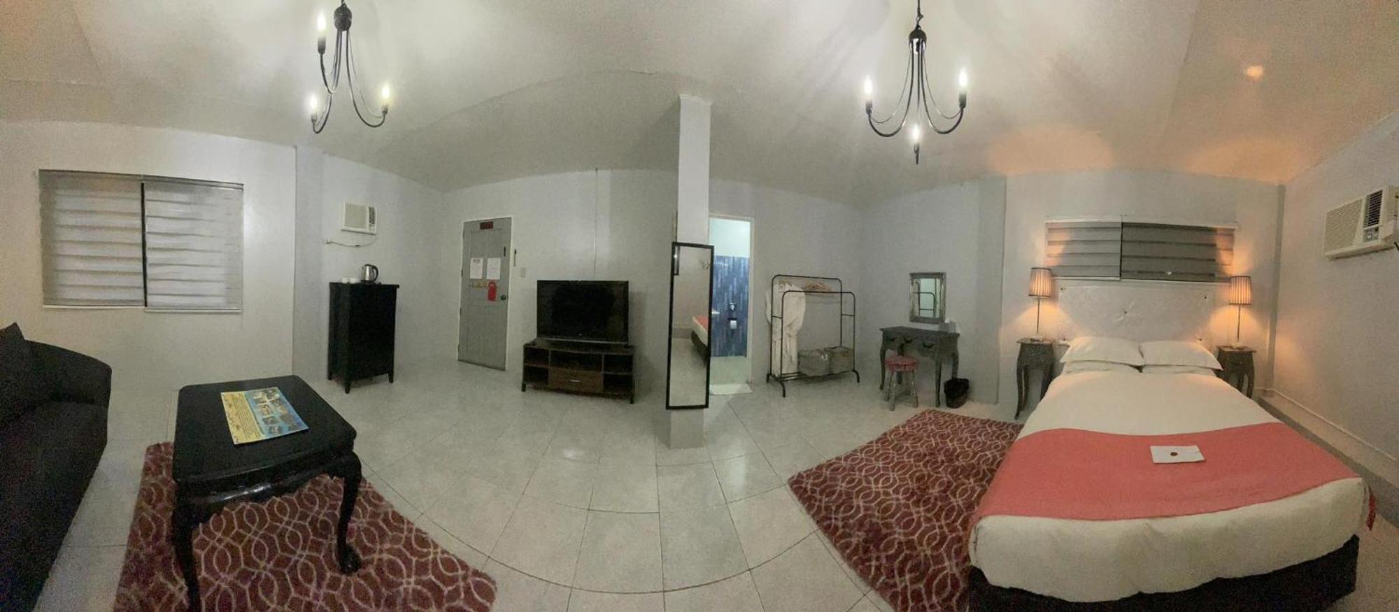 Sunbloom Beachfront Hotel And Restaurant Zambales Sinabacan Zewnętrze zdjęcie